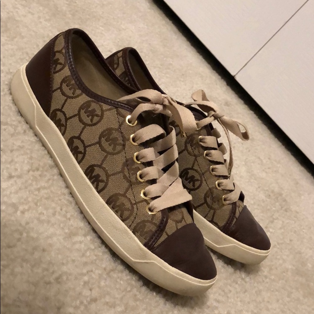Michael Kors shoes 😊❤️